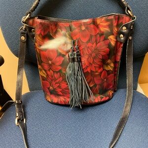 Patricia Nash Floral Shoulder Bag - Red blue black